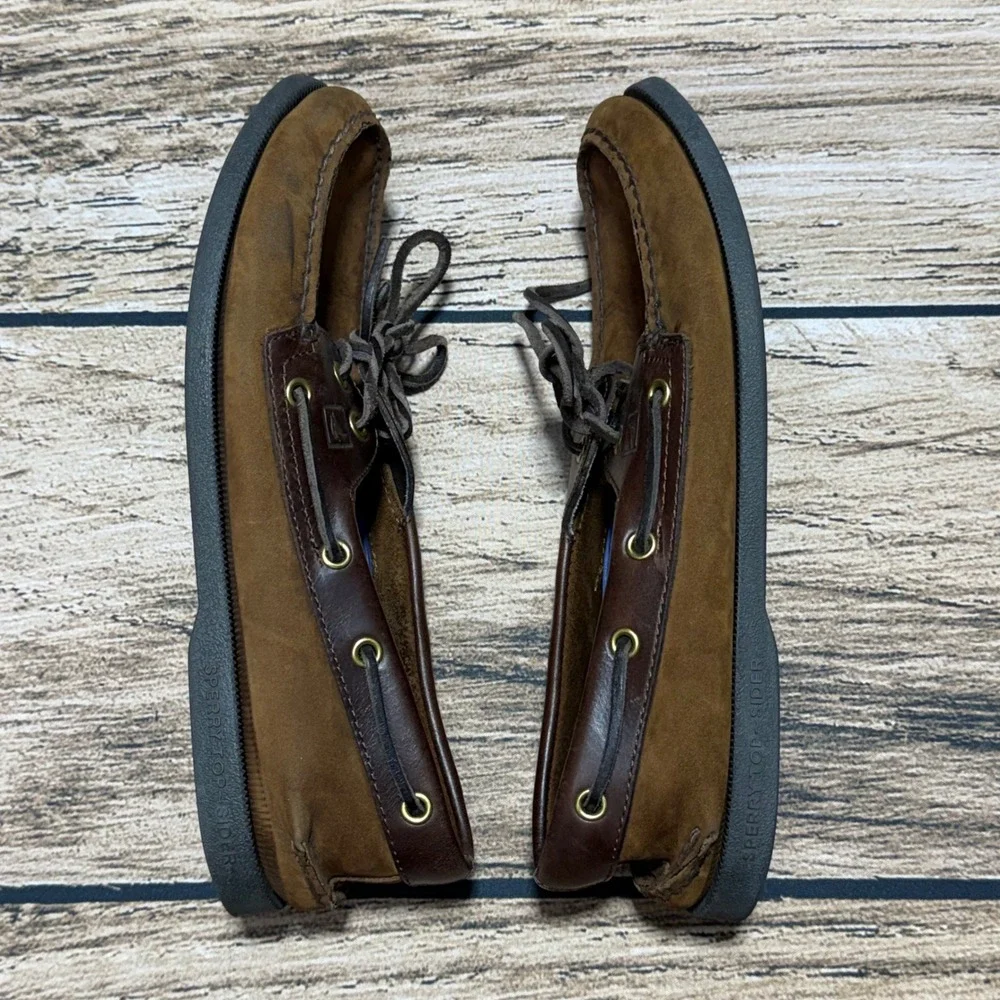 Sperry Boat Shoes Mens 8.5 Brown Buck Leather Suede 2 Eye 0195412